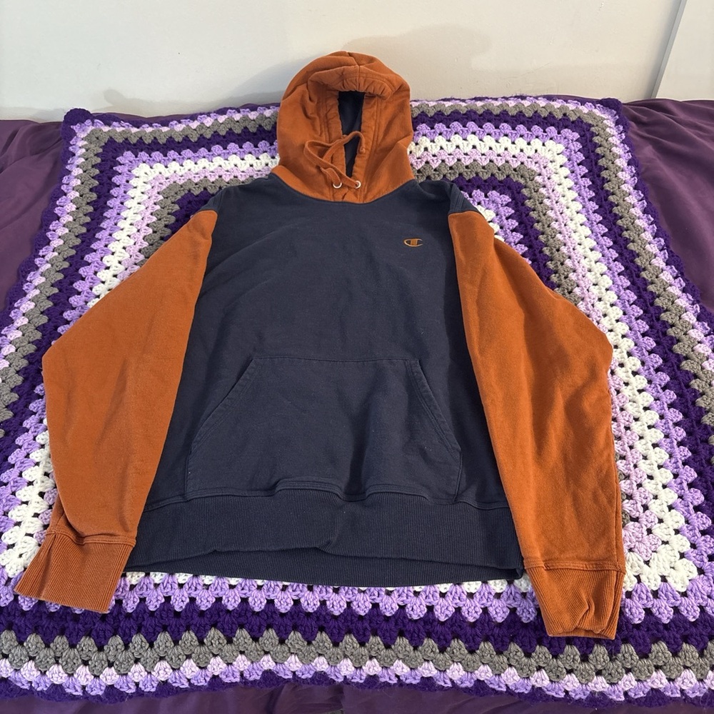 Champion Men's Black and Orange Hoodie
